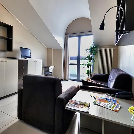 La Sfera Aparthotel