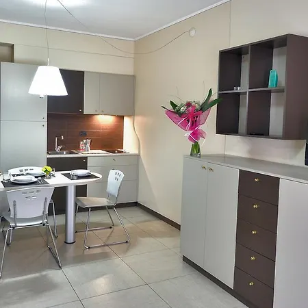 La Sfera Aparthotel *